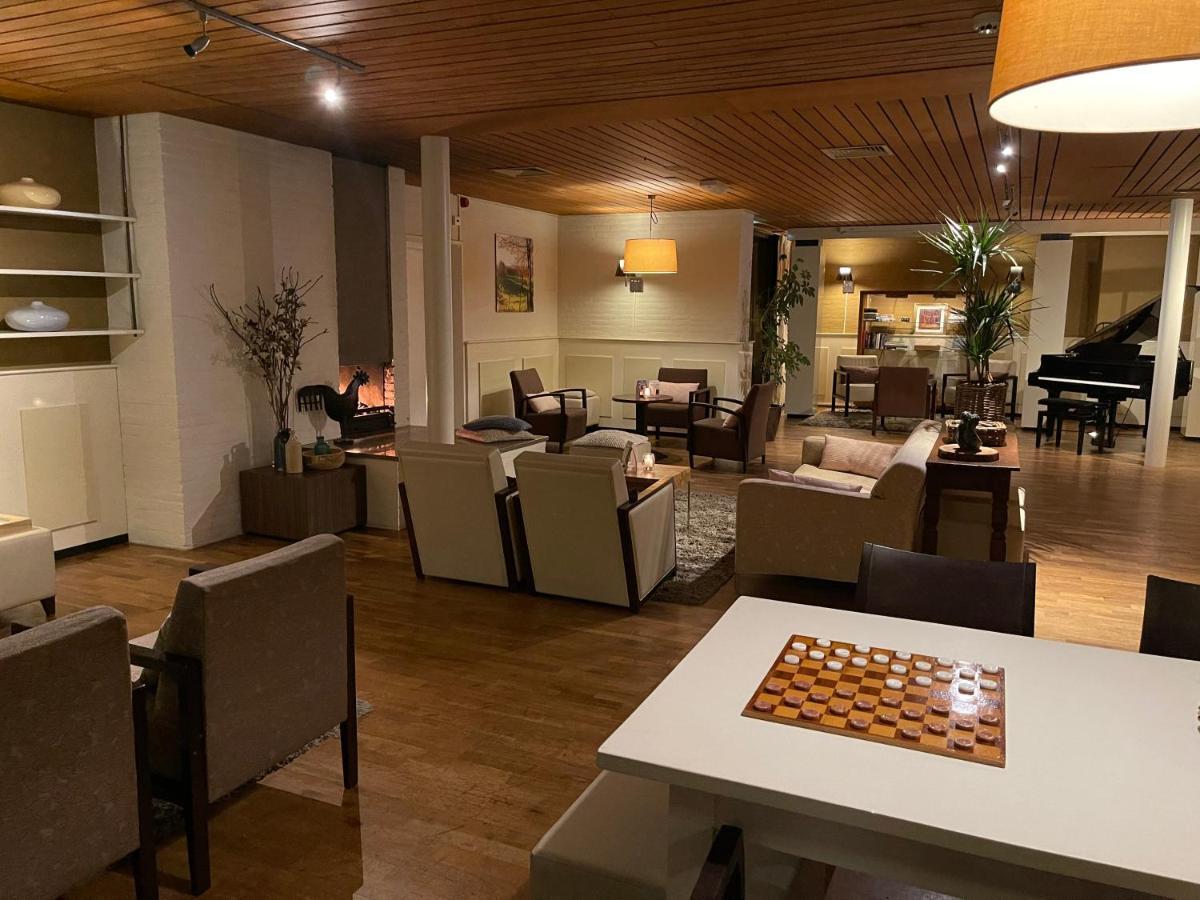 Fletcher Hotel-Restaurant Волфхезе Екстериор снимка