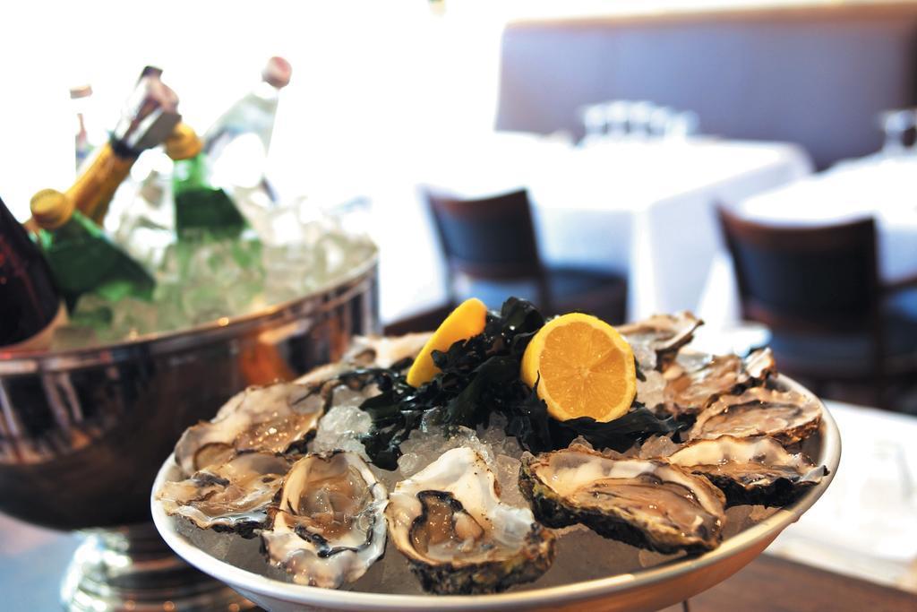 Fletcher Hotel-Restaurant Волфхезе Екстериор снимка