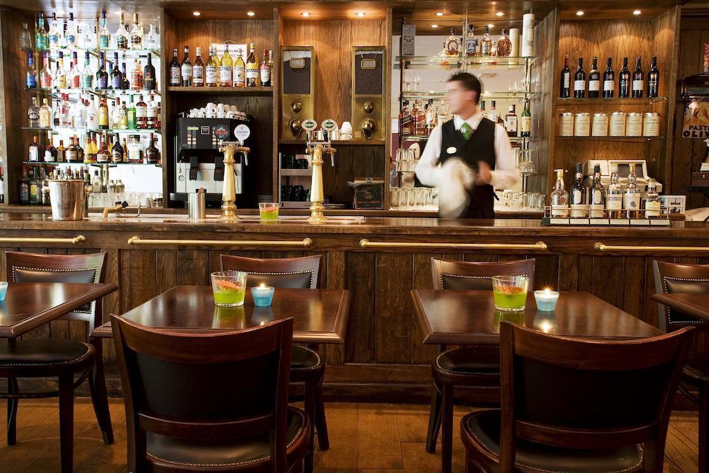 Fletcher Hotel-Restaurant Волфхезе Екстериор снимка