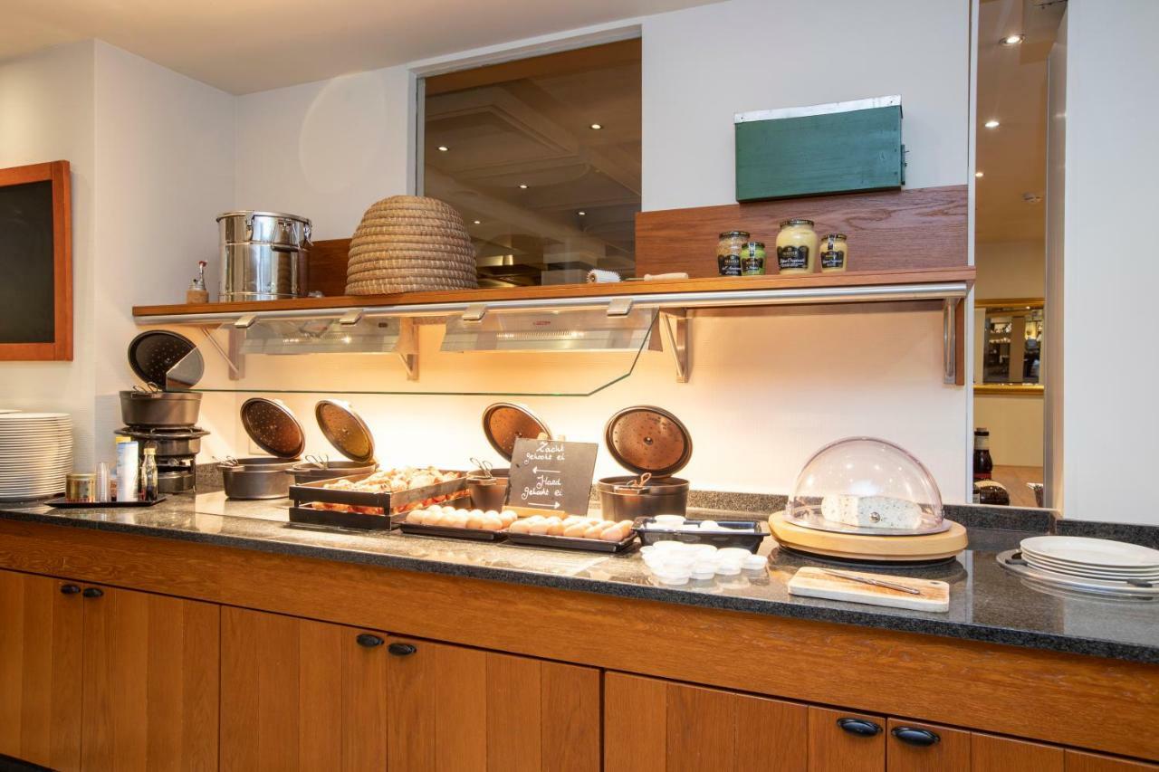 Fletcher Hotel-Restaurant Волфхезе Екстериор снимка
